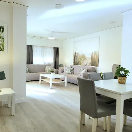 Apartment Aguamarina Gandia *